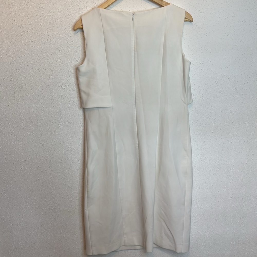 Hugo Boss Elegant White Sleeveless Slit Dress Size US 8P - Picture 4 of 7
